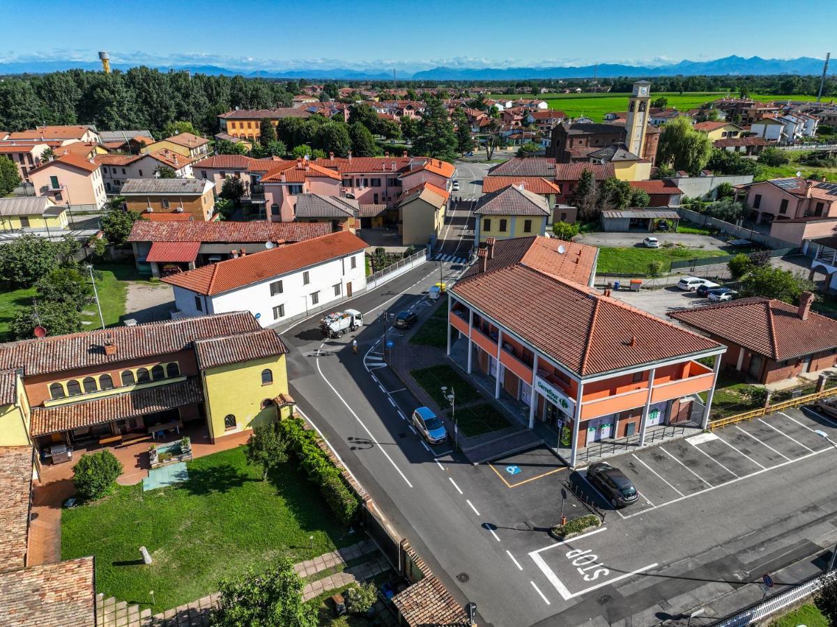 Vermezzo Villa Ambra B&B Siviglia المظهر الخارجي الصورة